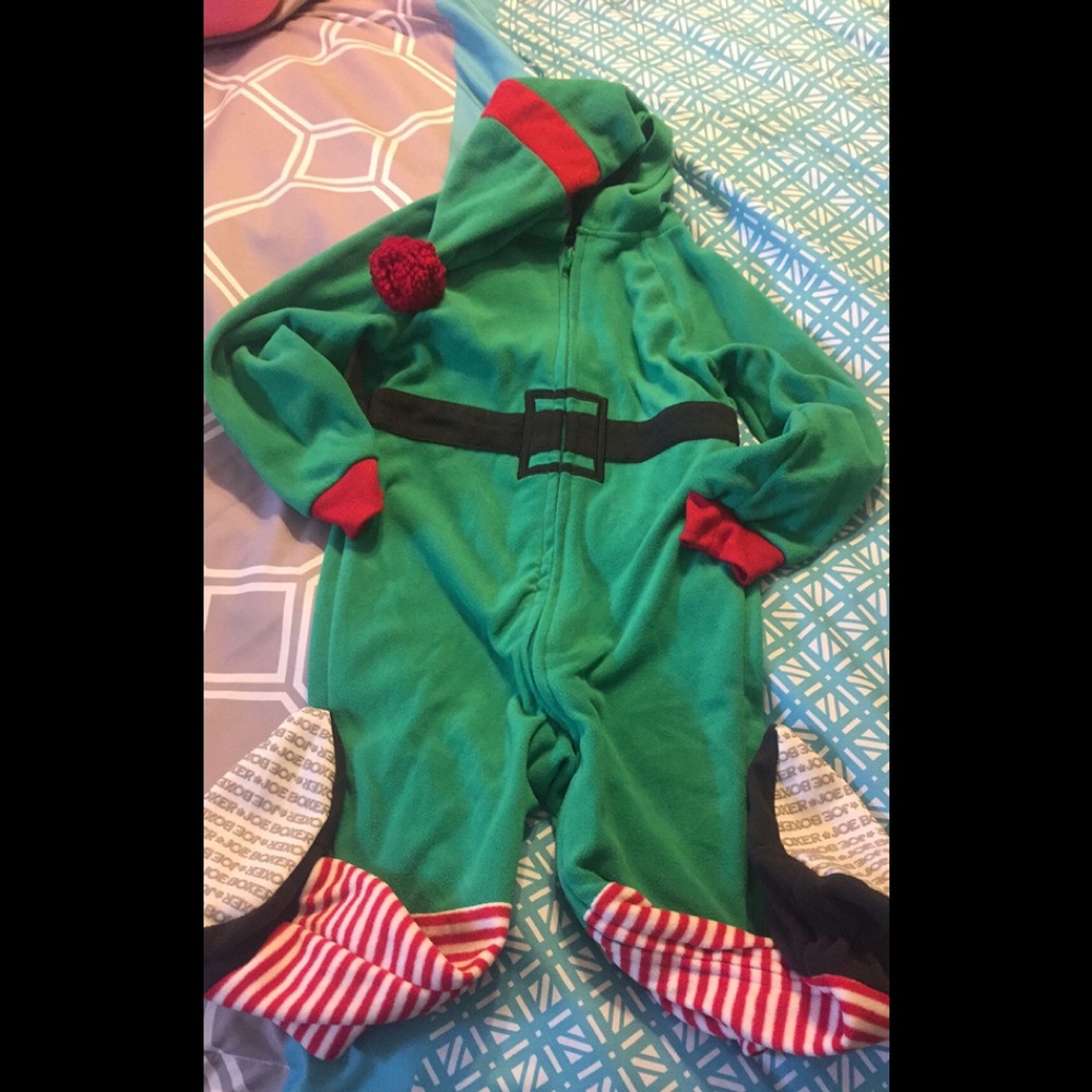 ❣️SOLD❣️❣️🎄Size 3t Elf outfit 🎄SOLD”